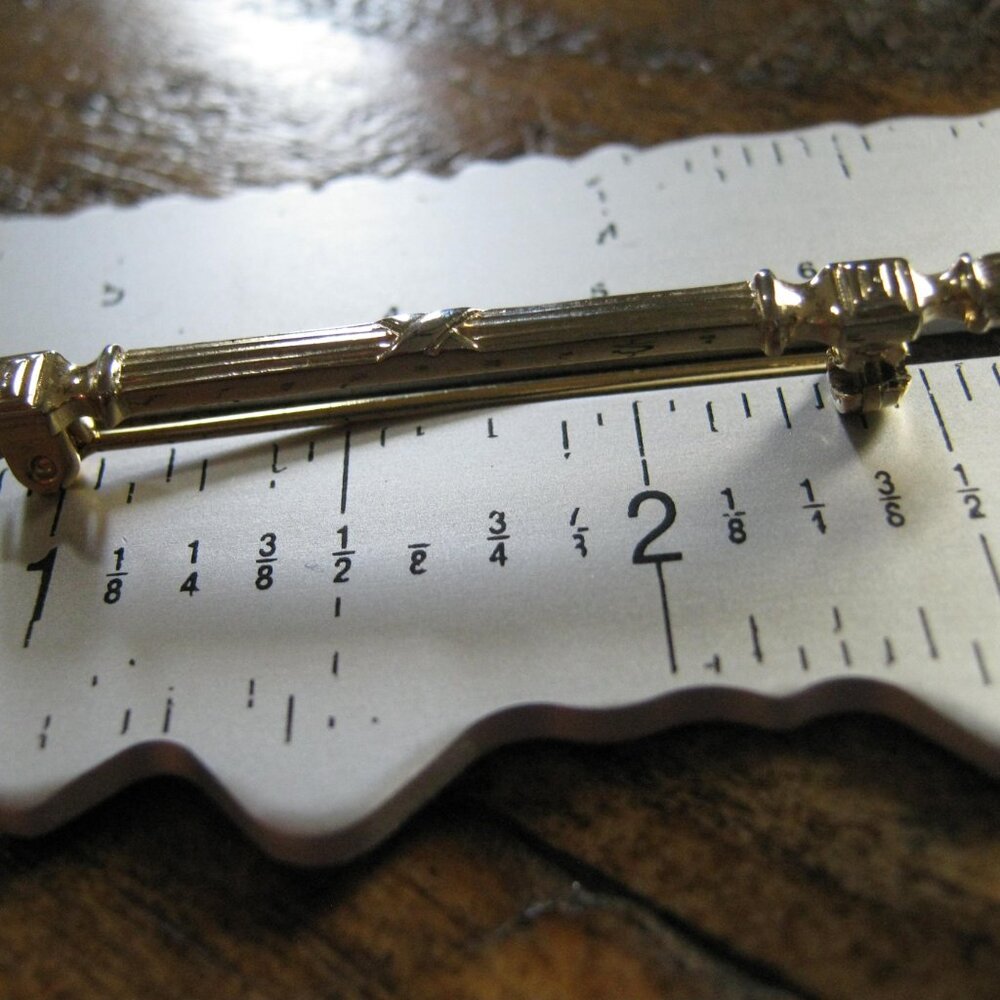 Vintage Preppy Pin Set - Picture 5 of 7